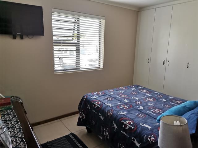 To Let 2 Bedroom Property for Rent in Guldenland Western Cape